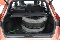 Lexus LBX vaihtoauto