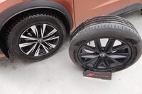 Lexus LBX vaihtoauto