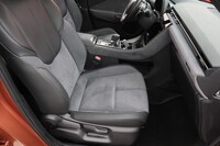 Lexus LBX vaihtoauto