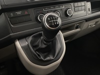 Volkswagen Caravelle vaihtoauto