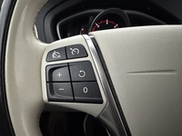 Volvo V40 Cross Country vaihtoauto