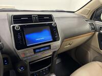 Toyota Land Cruiser vaihtoauto