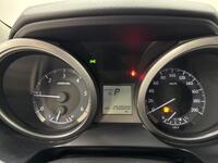 Toyota Land Cruiser vaihtoauto