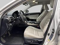 Lexus IS vaihtoauto