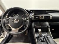 Lexus IS vaihtoauto