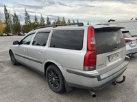 Volvo V70 vaihtoauto