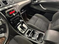 Ford S-MAX vaihtoauto