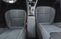 Lexus LBX vaihtoauto