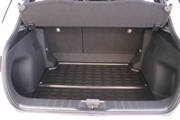 Lexus LBX vaihtoauto