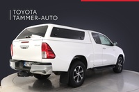 Toyota Hilux vaihtoauto