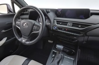 Lexus UX vaihtoauto