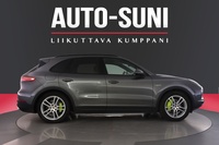 Porsche Cayenne vaihtoauto