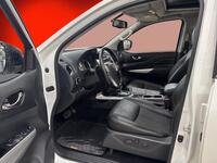 Nissan Navara vaihtoauto