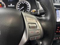 Nissan Navara vaihtoauto