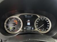 Nissan Navara vaihtoauto