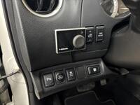 Nissan Navara vaihtoauto
