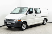 Toyota Hiace vaihtoauto