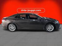 Toyota Camry vaihtoauto