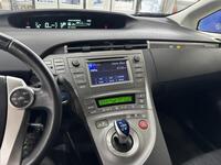 Toyota Prius PHEV vaihtoauto