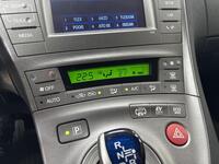 Toyota Prius PHEV vaihtoauto