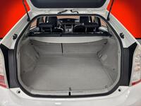 Toyota Prius PHEV vaihtoauto