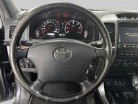 Toyota Land Cruiser vaihtoauto