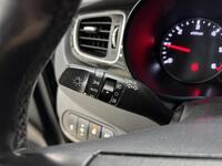 Kia Carens vaihtoauto