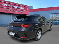 SEAT Leon Sportstourer vaihtoauto