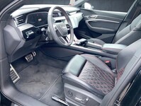 Audi Q8 e-tron vaihtoauto