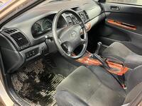 Toyota Camry vaihtoauto