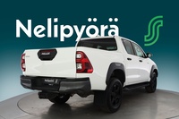 Toyota Hilux vaihtoauto