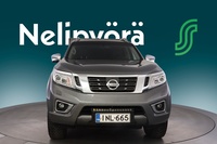 Nissan Navara vaihtoauto