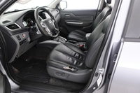 Mitsubishi L200 vaihtoauto