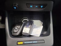 Ford Tourneo Courier vaihtoauto