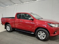 Toyota Hilux vaihtoauto