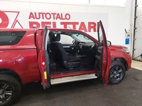 Toyota Hilux vaihtoauto