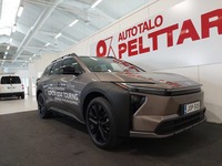 Toyota bZ4X Touring vaihtoauto