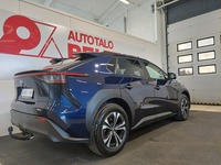 Toyota bZ4X vaihtoauto