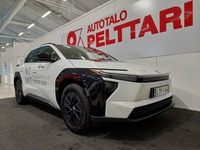 Toyota bZ4X vaihtoauto