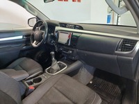 Toyota Hilux vaihtoauto