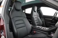 Porsche Taycan vaihtoauto