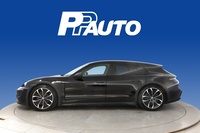 Porsche Taycan vaihtoauto