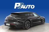 Porsche Taycan vaihtoauto