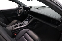 Porsche Taycan vaihtoauto