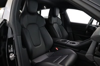 Porsche Taycan vaihtoauto