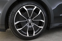 Porsche Taycan vaihtoauto