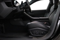 Porsche Taycan vaihtoauto