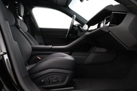 Porsche Taycan vaihtoauto