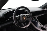 Porsche Taycan vaihtoauto