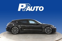 Porsche Taycan vaihtoauto